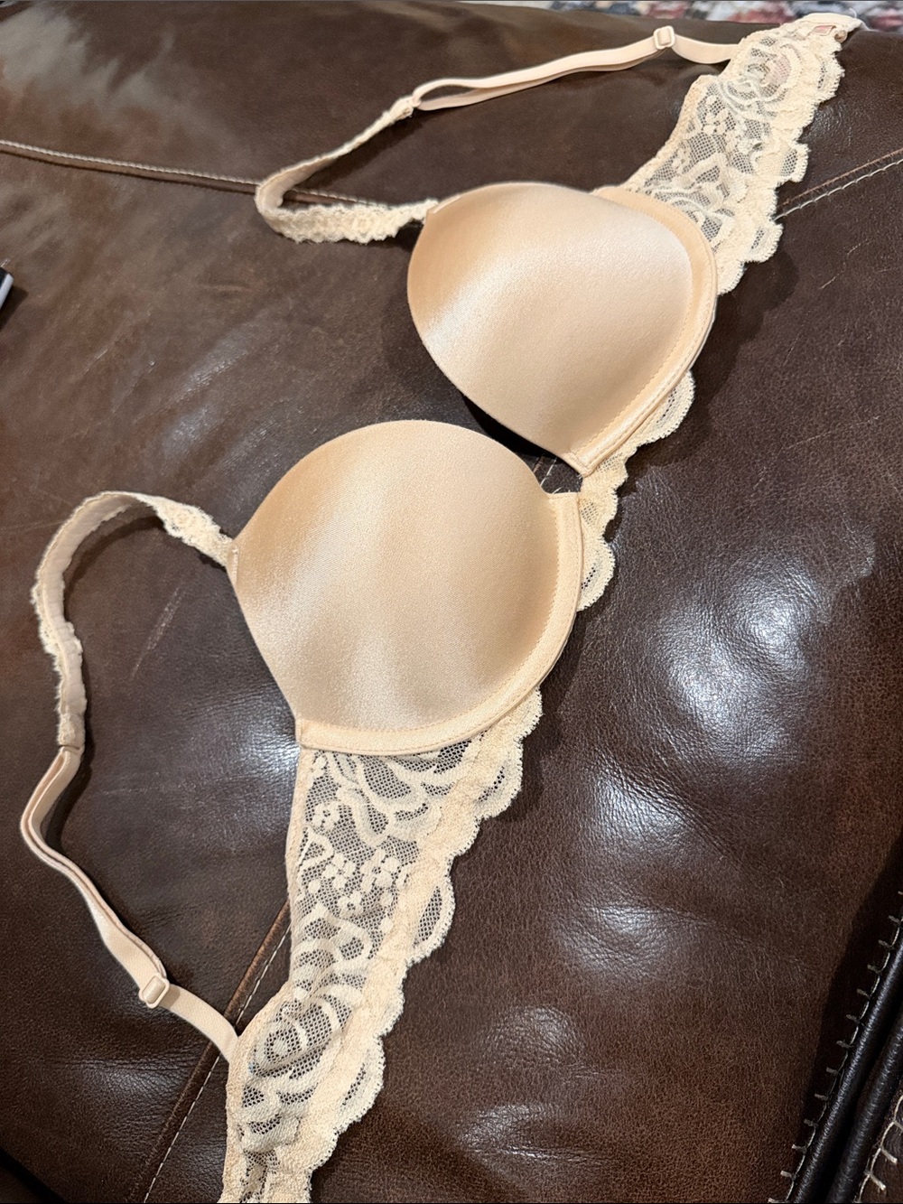 Lace-Trim Smooth Push-Up Bra - Nude